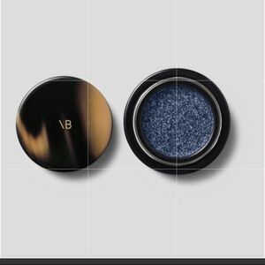 Victoria Beckham Crystal Infused Eyeshadow in midnight